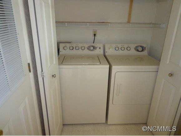 10 N Frederick Lane - Photo 11