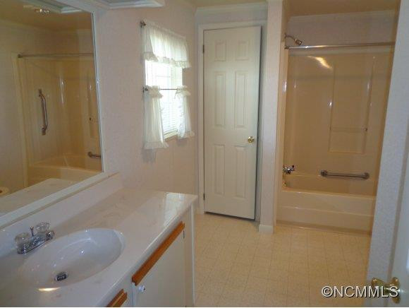 10 N Frederick Lane - Photo 9