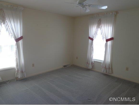 10 N Frederick Lane - Photo 10