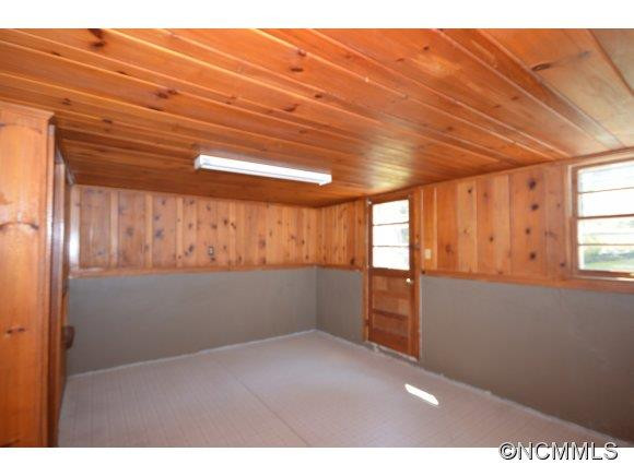 2214 Harden Circle - Photo 14