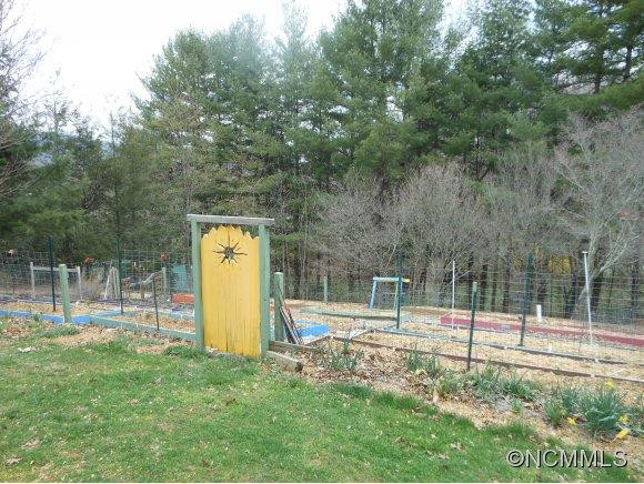 255 L&E Meadows Drive - Photo 18