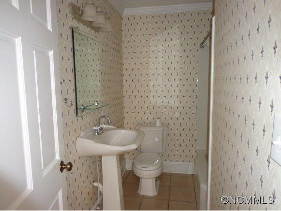 488 MAIN ST - Photo 10