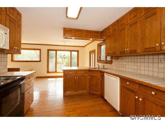 9 Sourwood Lane - Photo 5