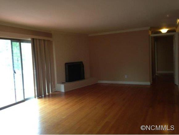 299 KIMBERLY AVENUE - Photo 2