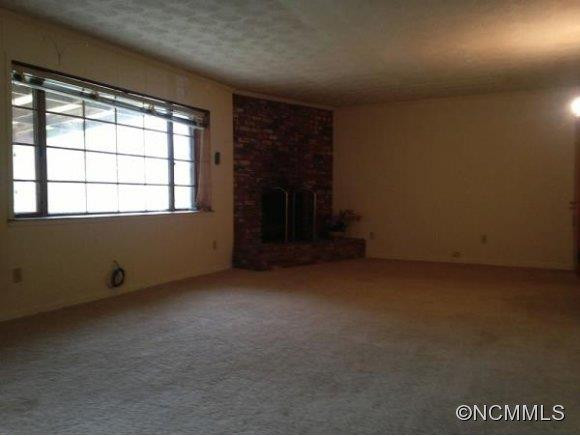 299 KIMBERLY AVENUE - Photo 9