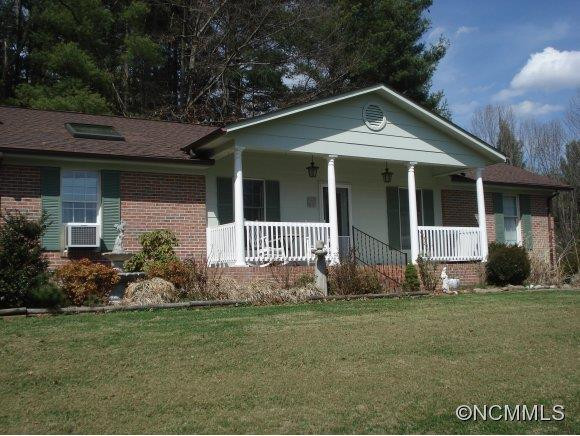 135 CHURCH STREET - Photo 2