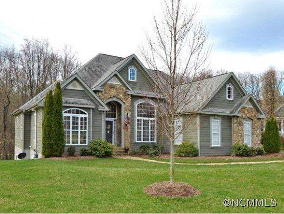 22 BAINBRIDGE COURT