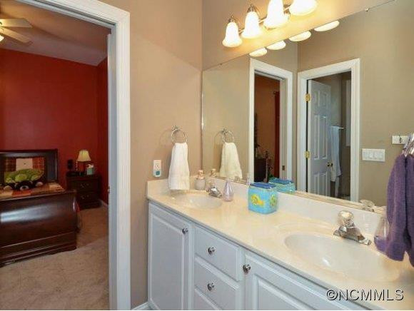 22 BAINBRIDGE COURT - Photo 12