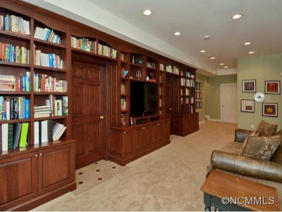 22 BAINBRIDGE COURT - Photo 14