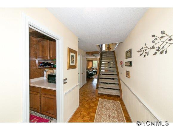 82 Laurelwood Circle, Unit 15 - Photo 5