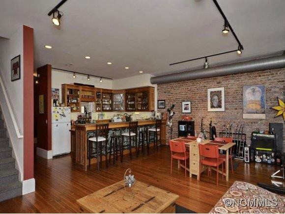 57-B Broadway Street - Photo 4