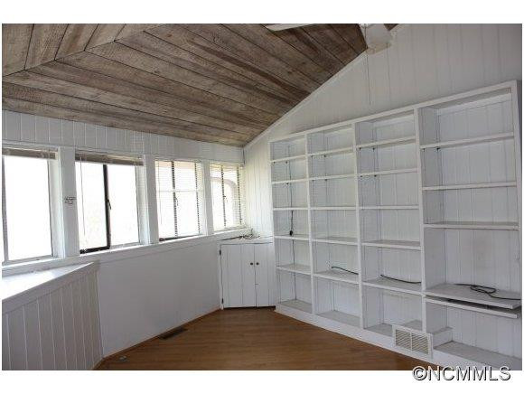 260 Country Club Heights Rd. - Photo 9