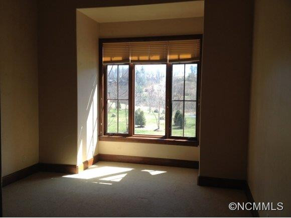 6 Foxbridge Way - Photo 6