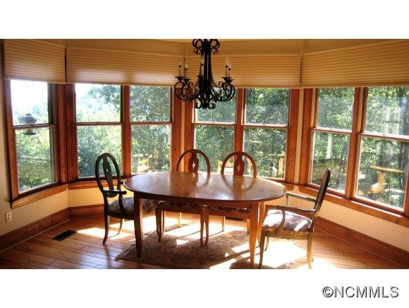 647 Pinners Cove Rd - Photo 4