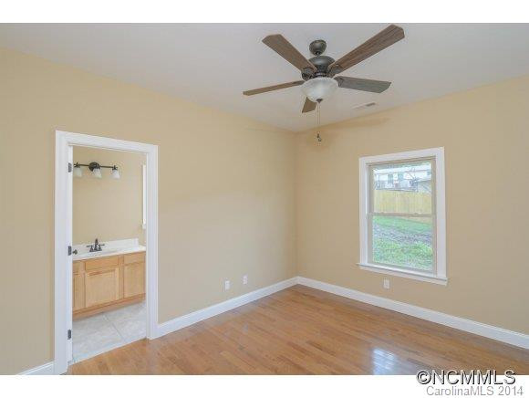 13 Bowen Road - Photo 15