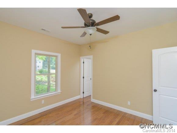 13 Bowen Road - Photo 16