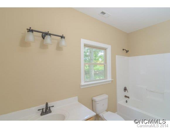 13 Bowen Road - Photo 17