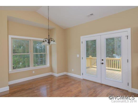 13 Bowen Road - Photo 9