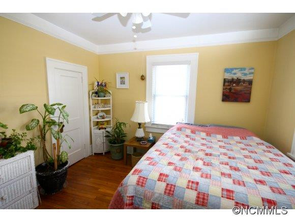 694 Fairview Rd - Photo 13