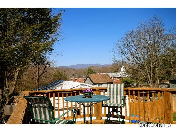 694 Fairview Rd - Photo 17