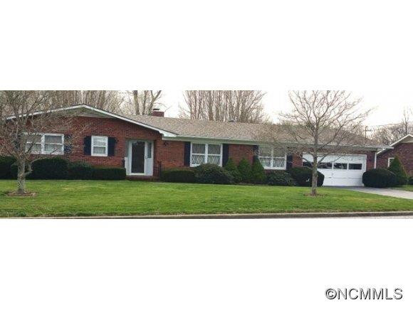 38 Johnson Dr - Photo 2