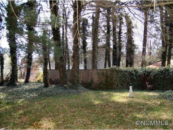 1 Celia Place - Photo 11