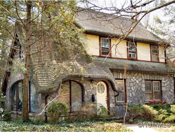 1 Celia Place - Photo 3