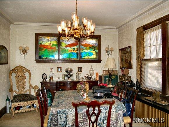 1 Celia Place - Photo 4