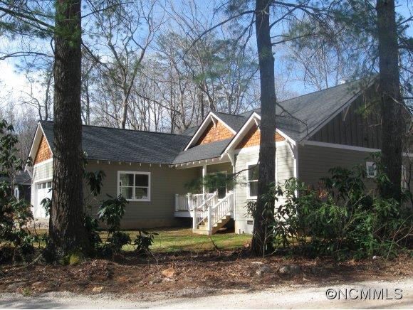19 Woodbend Lane