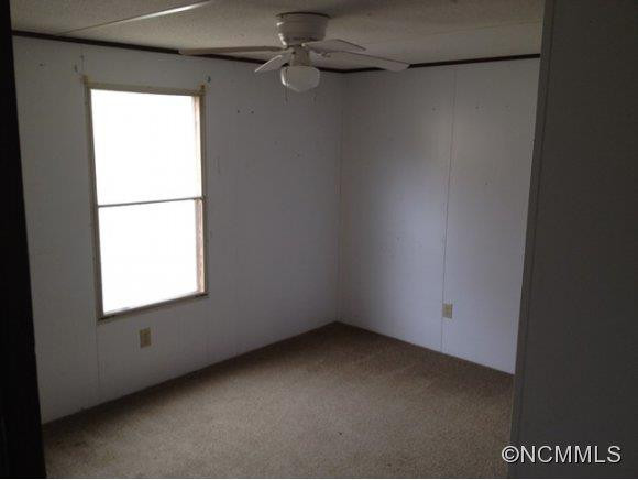 400 Green Valley Road - Photo 5