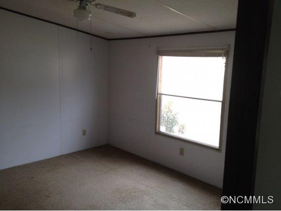 400 Green Valley Road - Photo 8