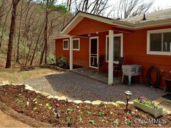 766 MOUNTAIN COVE RD - Photo 2