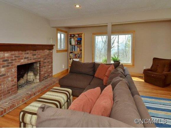 766 MOUNTAIN COVE RD - Photo 13
