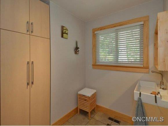 766 MOUNTAIN COVE RD - Photo 8