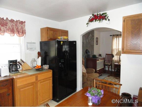 103 Altamahaw Ave - Photo 3