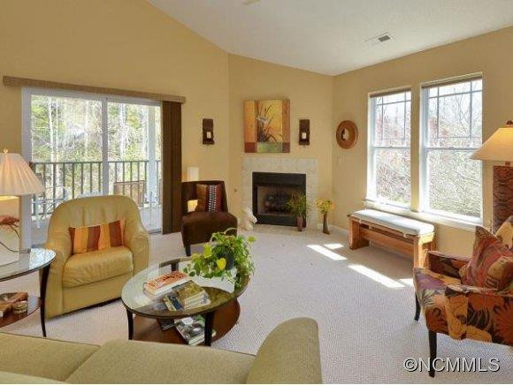 35 SUNVIEW CIRCLE - Photo 2