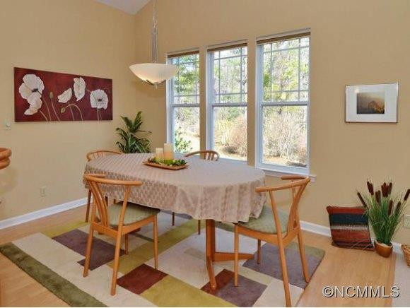 35 SUNVIEW CIRCLE - Photo 3