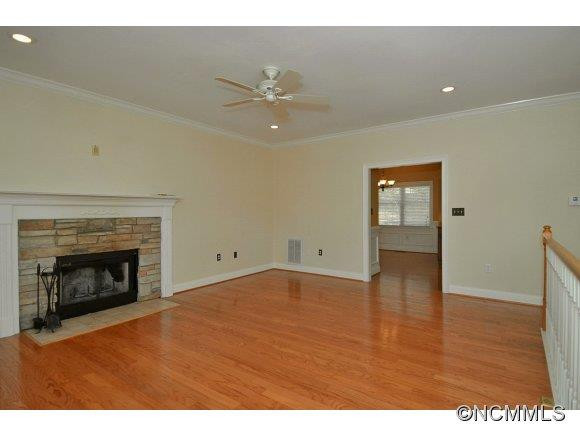 213 Christina Court - Photo 4