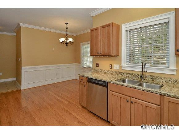 213 Christina Court - Photo 9