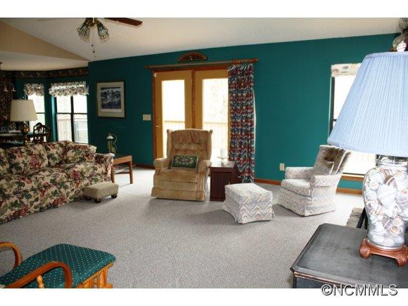 508 Hanging Rock Rd - Photo 5