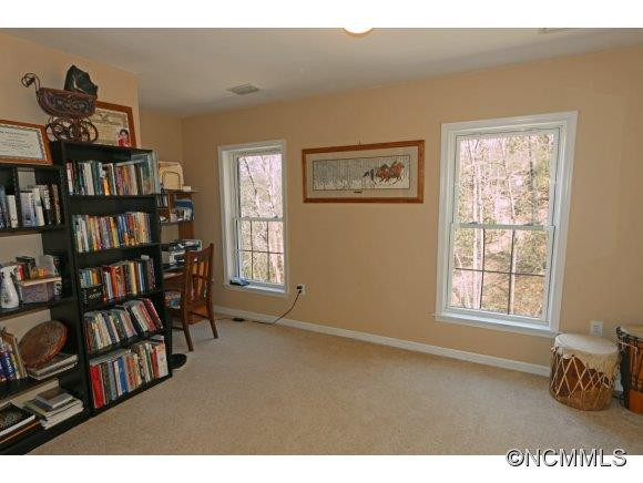 271 Stoneledge Road - Photo 19