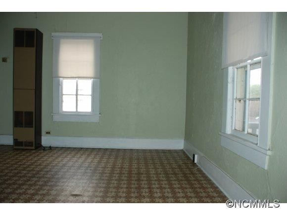 318 Martin Luther King Jr. Blvd - Photo 2