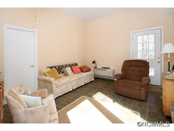 732 Elk Mountain Scenic Highway - Photo 16