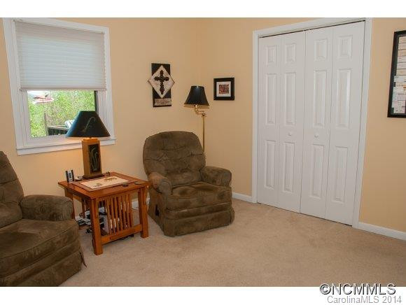 14 Bellewood Drive - Photo 17