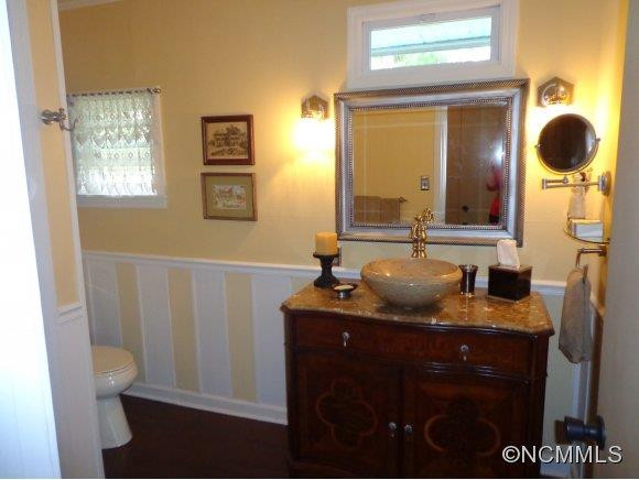 95 Whitney Avenue - Photo 15