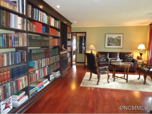 95 Whitney Avenue - Photo 6