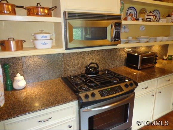 95 Whitney Avenue - Photo 9