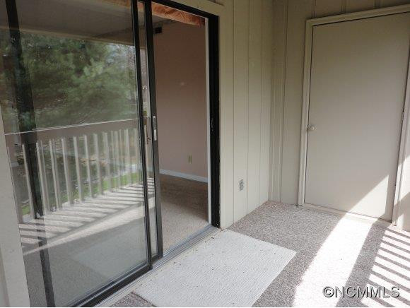 706 Abbey Circle - Photo 10