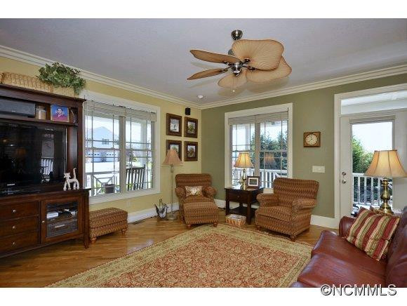 145 Mosa Drive - Photo 4