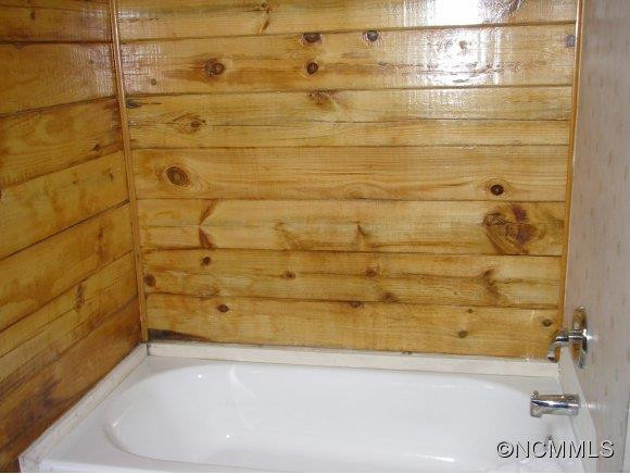 719 PARKWAY DRIVE - Photo 12